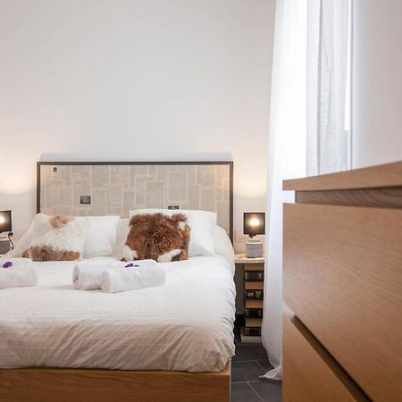Spectacular Modern Apartment In The City Center Севилья Экстерьер фото