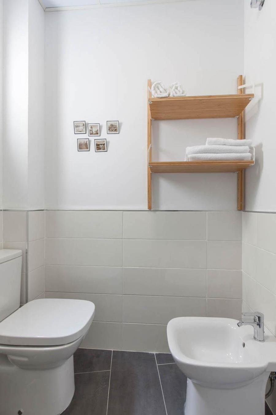 Spectacular Modern Apartment In The City Center Севилья Экстерьер фото
